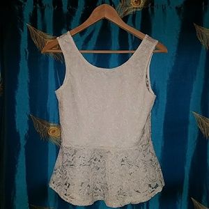Lace sleeveless top